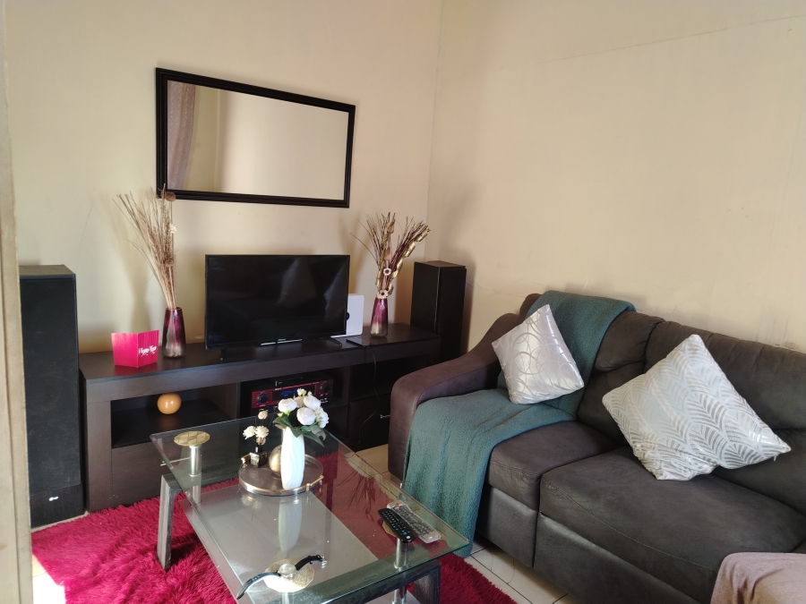 1 Bedroom Property for Sale in Quigney Eastern Cape